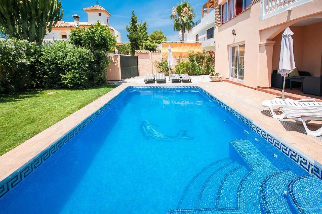 Beach Villa Costanera In Μαρμπέλλα