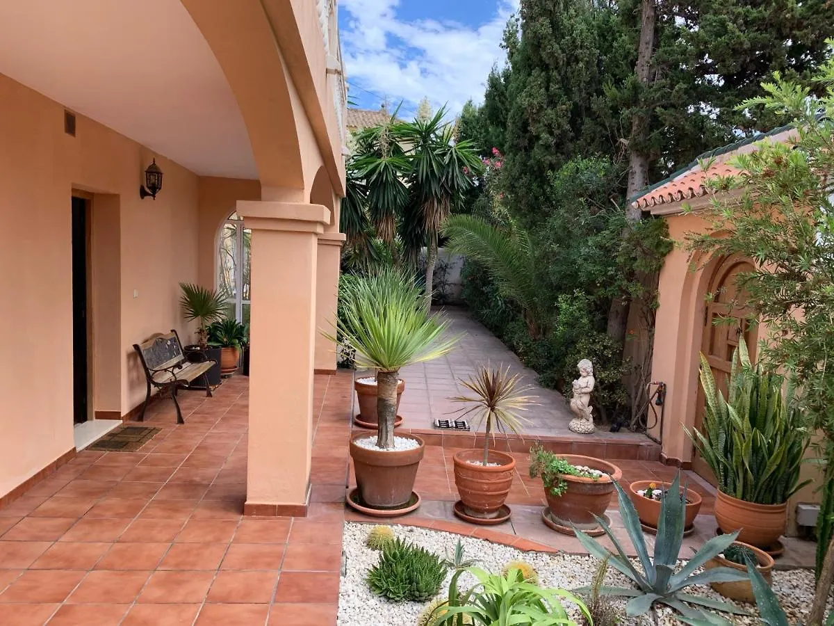 Beach Villa Costanera In Μαρμπέλλα